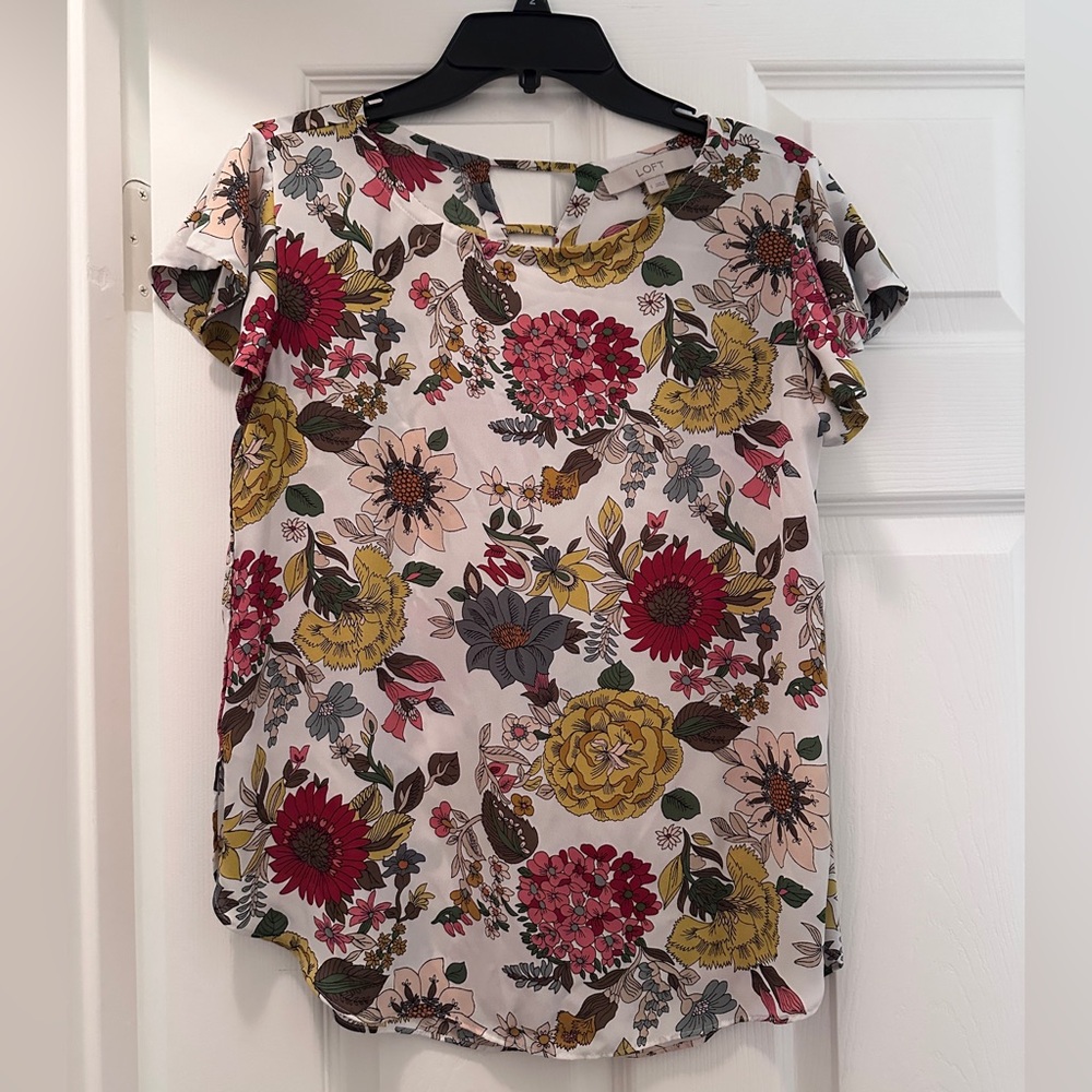 LOFT off white, floral short sleeve blouse